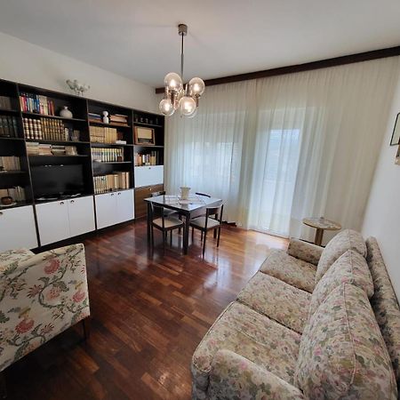Appartamento Ampio E Luminoso Camaiore Buitenkant foto